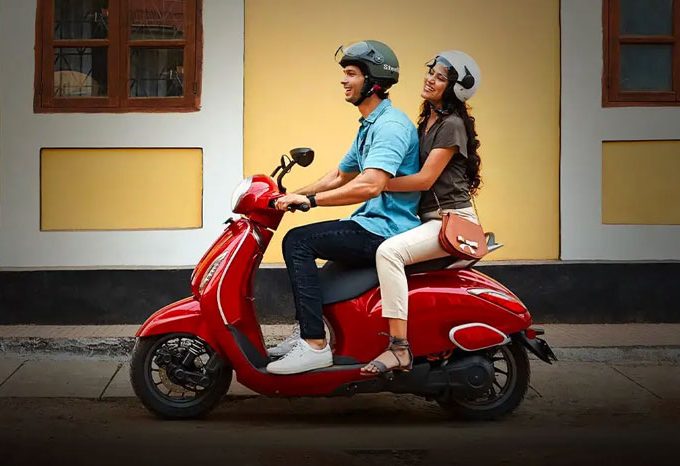 bajaj chtak exited-ktm-sowroom