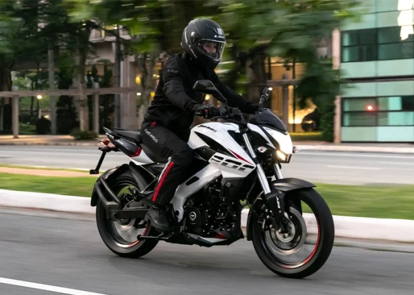 pulsar ns 400 delayed