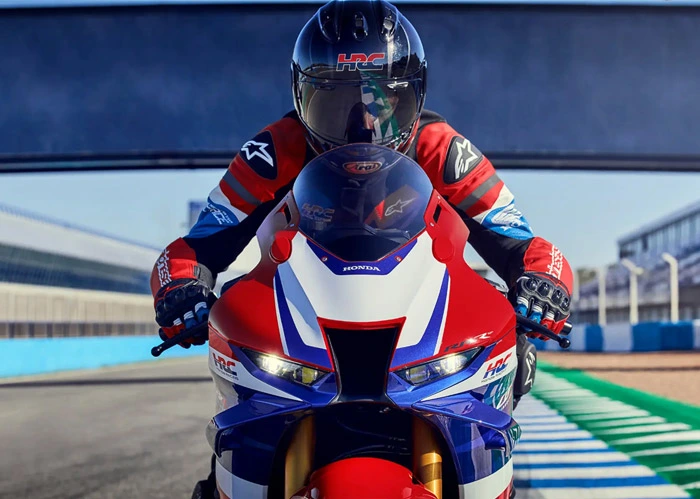 honda fire blade cbr 1000 rrr price revealed