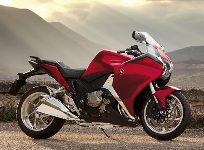 CBR 250R's big daddy, VFR 1200F