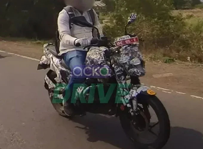 പൾസർ എൻ 125 സ്പോട്ടഡ്