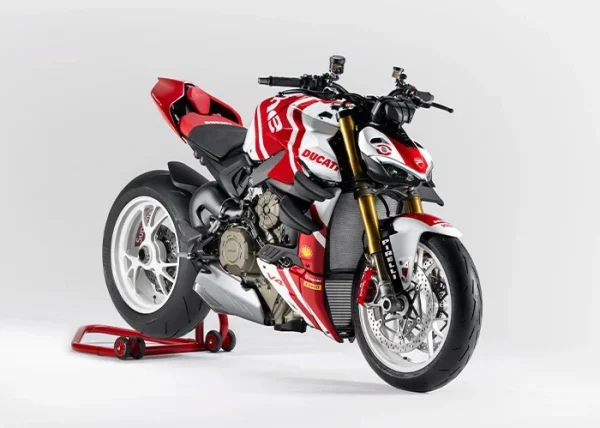 സ്വര്ണ്ണ വില യുമായി സ്ട്രീറ്റ് ഫൈറ്റർ വി4 സുപ്രീം ലിമിറ്റഡ് എഡിഷൻ - ducati streetfighter