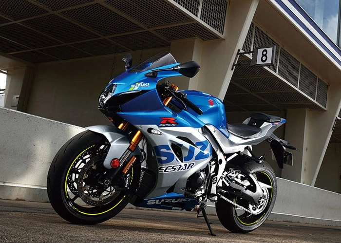 സുസുക്കി യുടെ ഏറ്റവും വലിയ 4 സിലിണ്ടർ സൂപ്പർ സ്പോർട്ട് മാർക്കറ്റ്