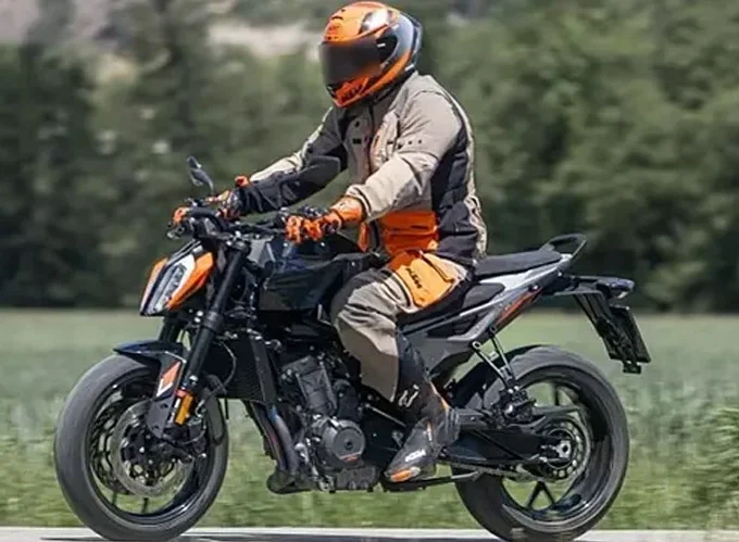 കെടിഎം ഡ്യൂക്ക് 490 യുടെ പകരക്കാരൻ 690 വരുന്നു