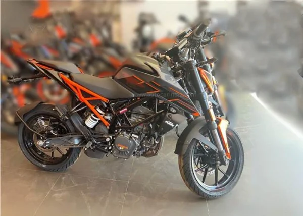 കെടിഎം ഡ്യൂക്ക് 200 ന് പുതിയ മാറ്റം