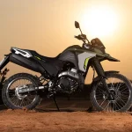 യമഹ എഫ്സി 25 ൻറെ സാഹസികൻ എത്തി