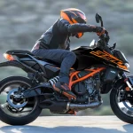 കെടിഎം ഡ്യൂക്ക് 390 ക്ക് കലക്കൻ ഓഫർ