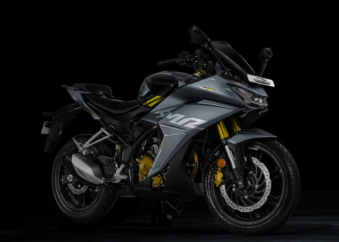 ഹീറോ കരിസ്‌മ 210 അവതരിപ്പിച്ചു