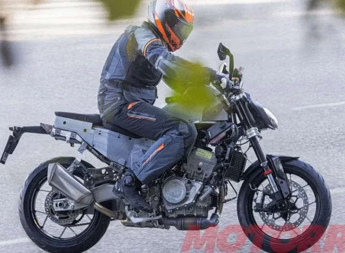 കെടിഎം 490 വീണ്ടും